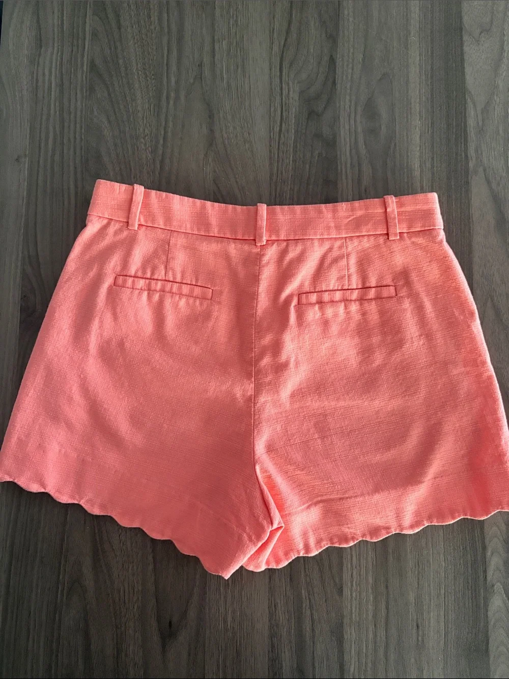 Women's Scallop Hem Coral Shorts | Cotton